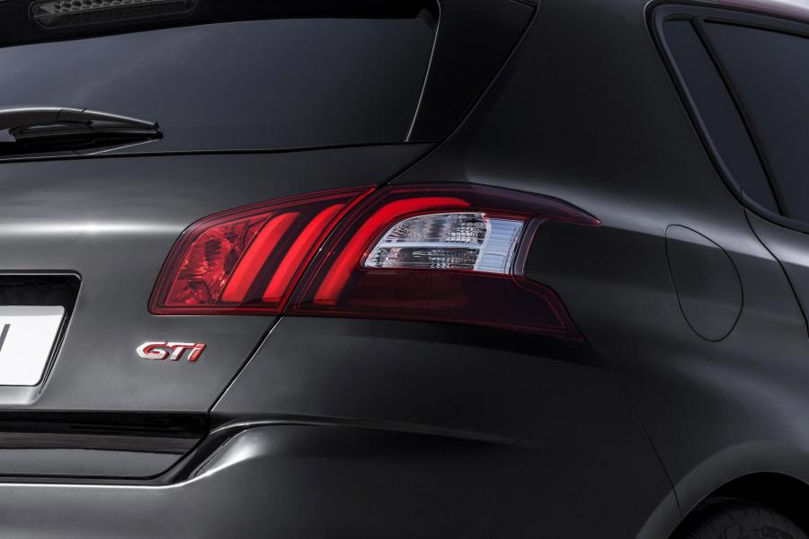 Детали экстерьера Peugeot 308 GTi 2015 года  (фото 34 из 65)
